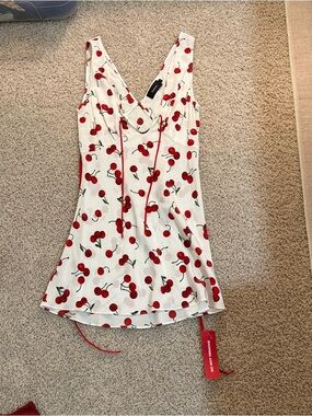 Realisation Par New With TagWomen's White Cherry Print Slip Dress